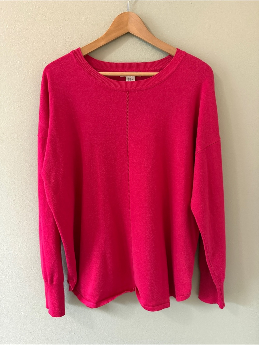 Max Studio Hot Pink Crewneck Sweater